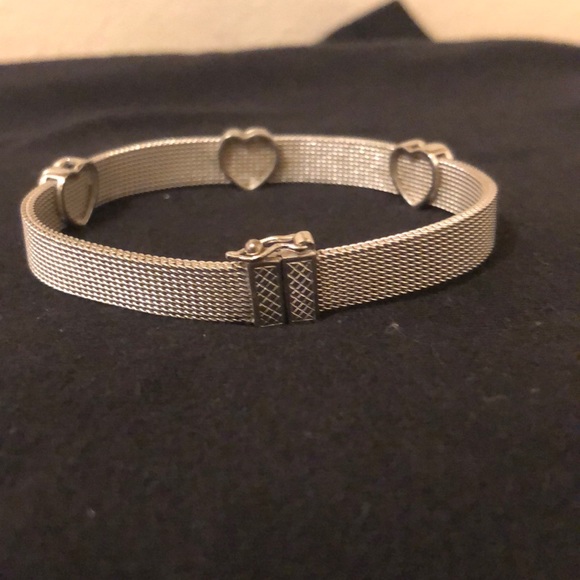 💙🆕Studded Heart Bracelet💙 - Picture 2 of 3